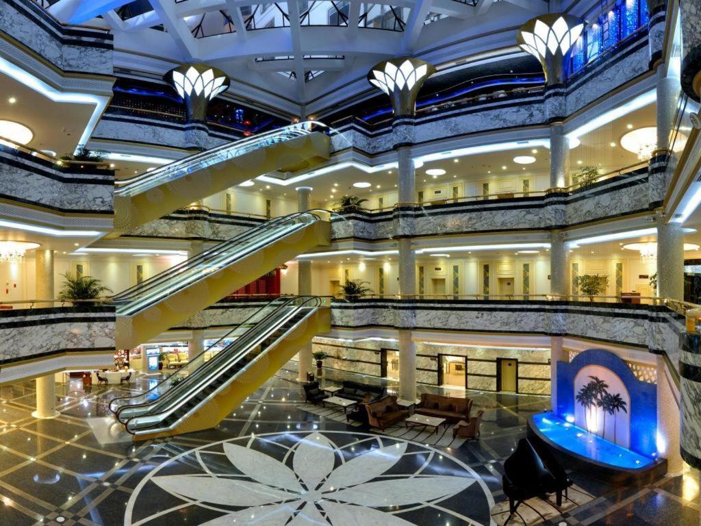 Baohua Harbour View Hotel Хайкоу Экстерьер фото